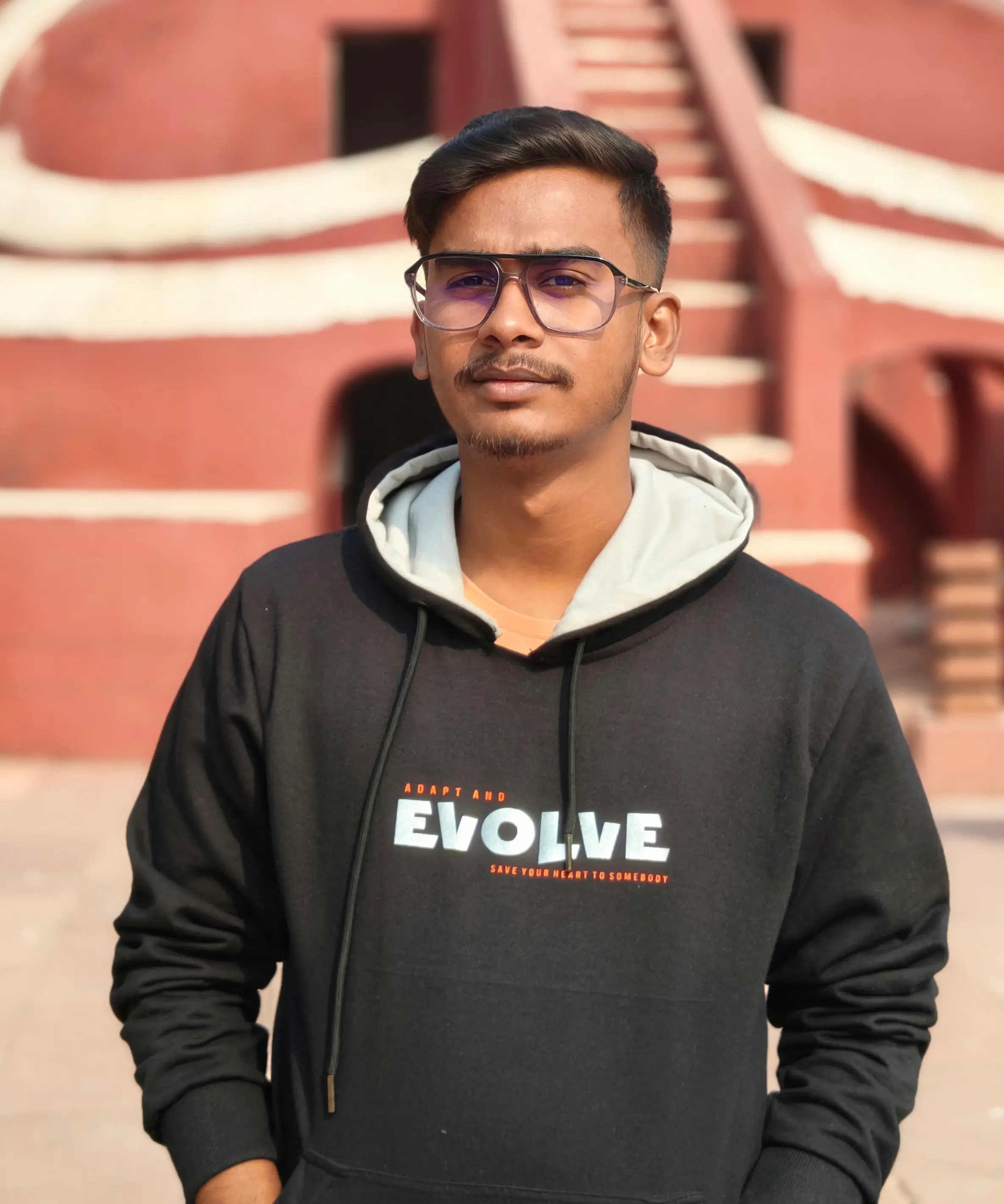 Ronit Dawn - Founder